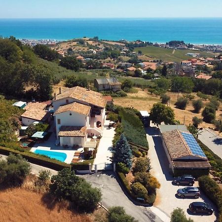 B&B Villa Floriana Tortoreto Екстер'єр фото