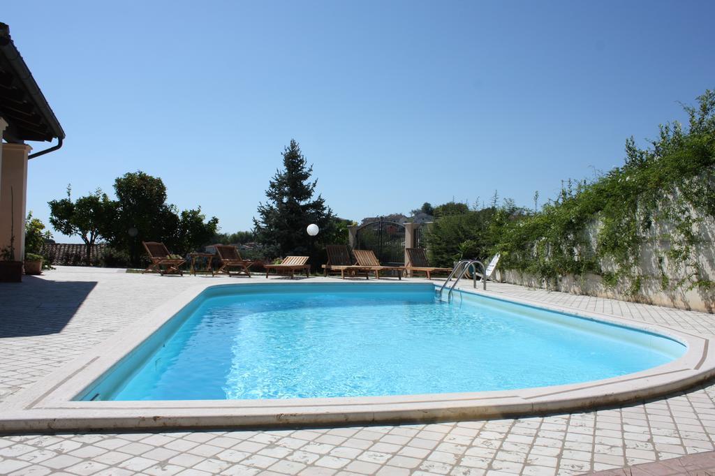 B&B Villa Floriana Tortoreto Екстер'єр фото