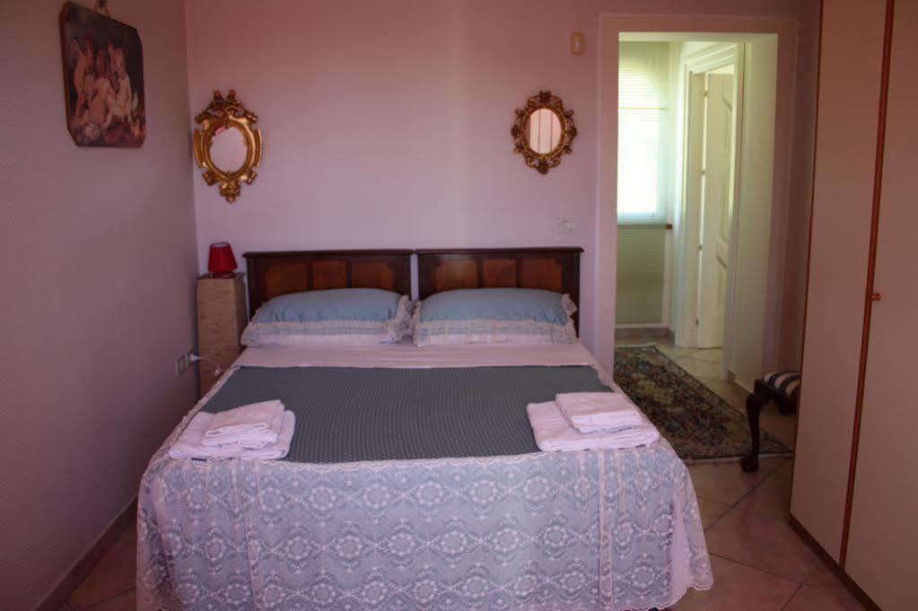 B&B Villa Floriana Tortoreto Екстер'єр фото