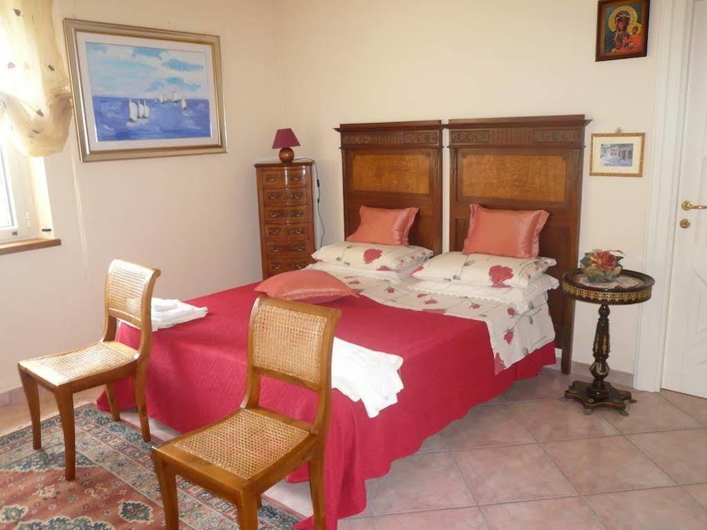 B&B Villa Floriana Tortoreto Екстер'єр фото